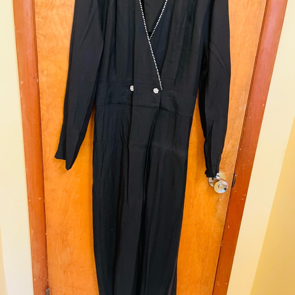 Elegant Black Long Sleeve Romper